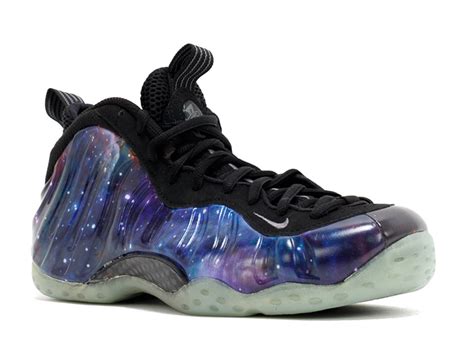 nike galaxy foamposite